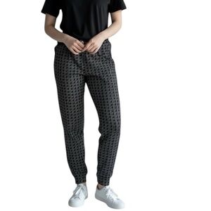 Judith & Charles geometric print elastic waist pull on pants excellent condition